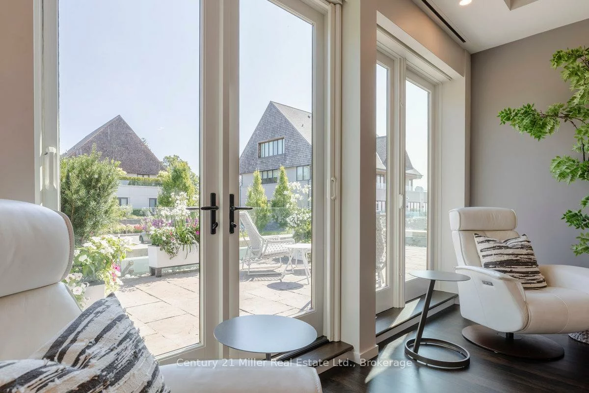 10, Maple Grove, 1011 - MO Morrison, Oakville