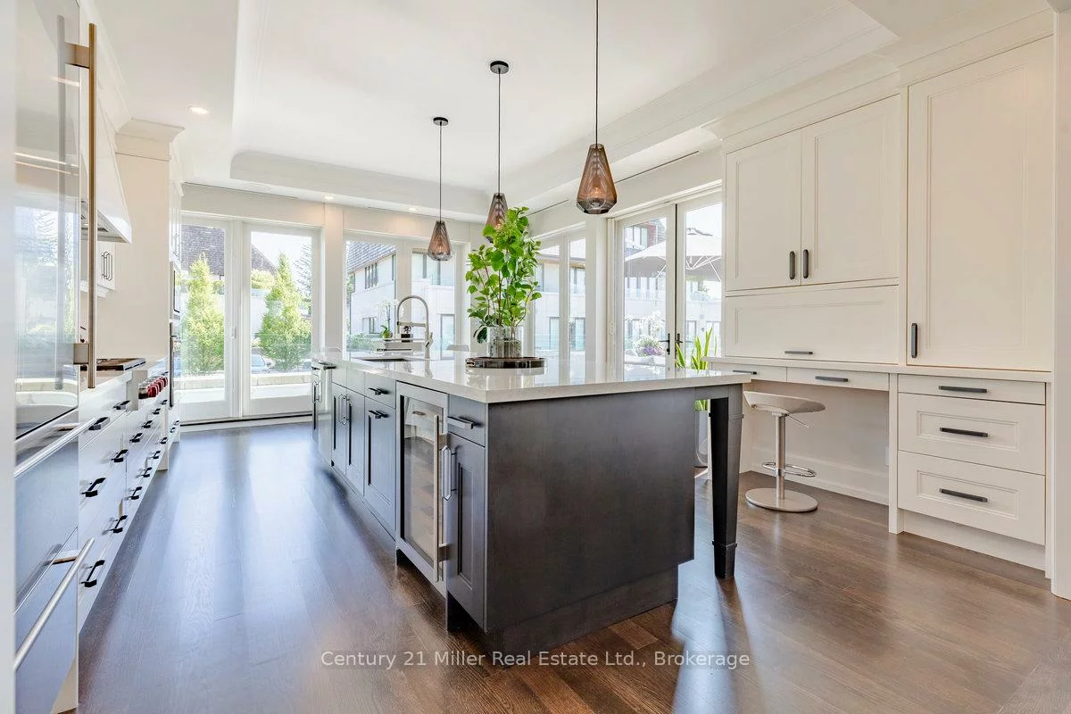 10, Maple Grove, 1011 - MO Morrison, Oakville