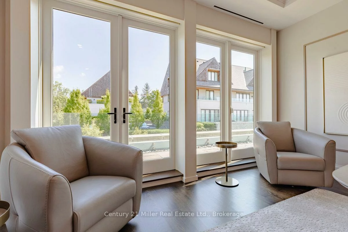 10, Maple Grove, 1011 - MO Morrison, Oakville