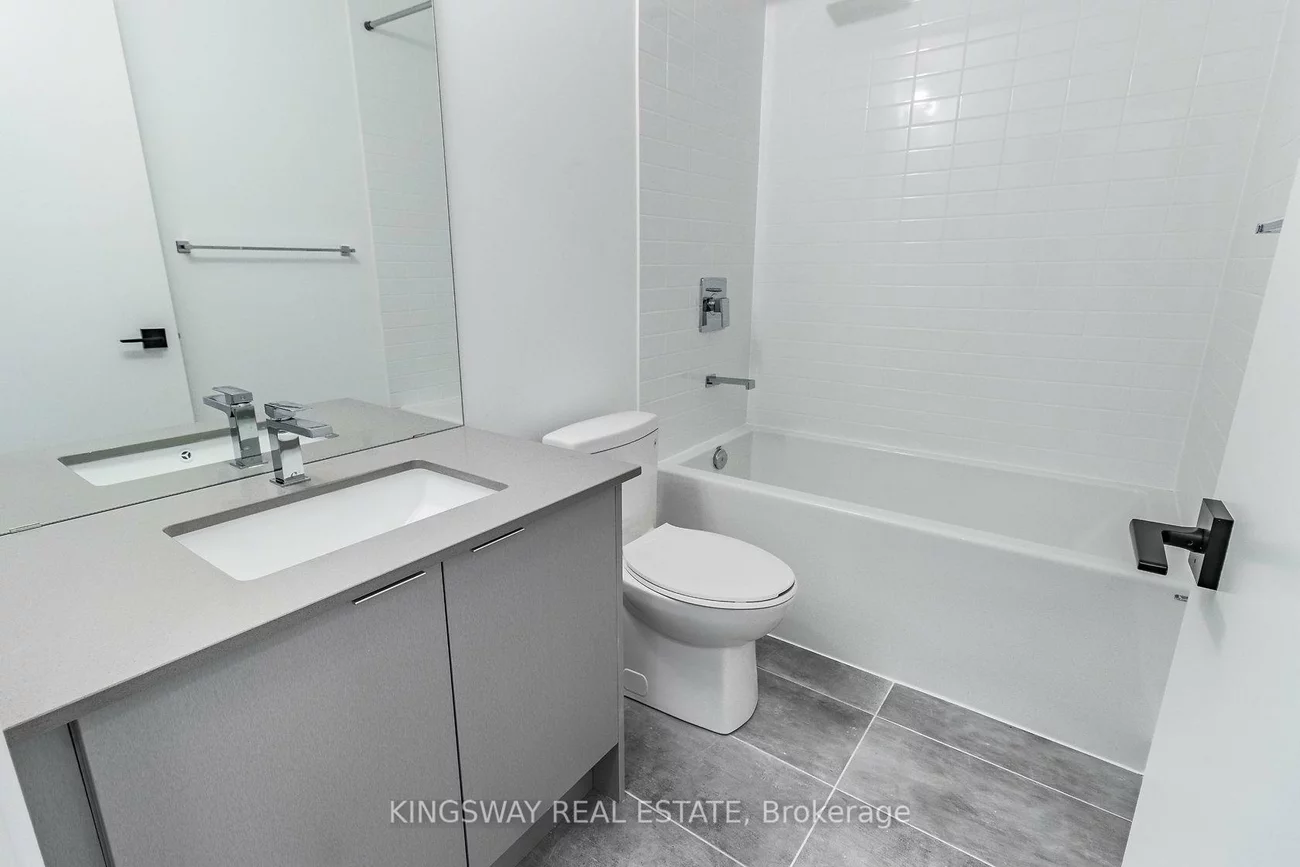 2485, Taunton, 1015 - RO River Oaks, Oakville