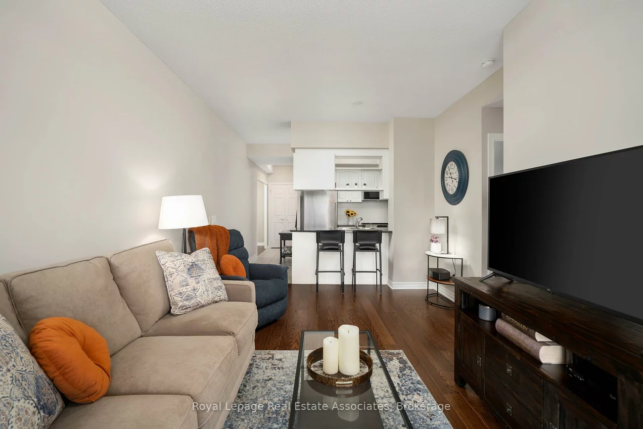 2325, Central Park, 1015 - RO River Oaks, Oakville