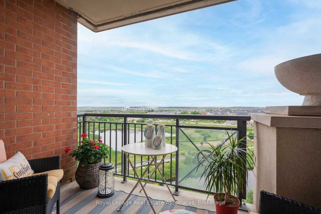 2325, Central Park, 1015 - RO River Oaks, Oakville