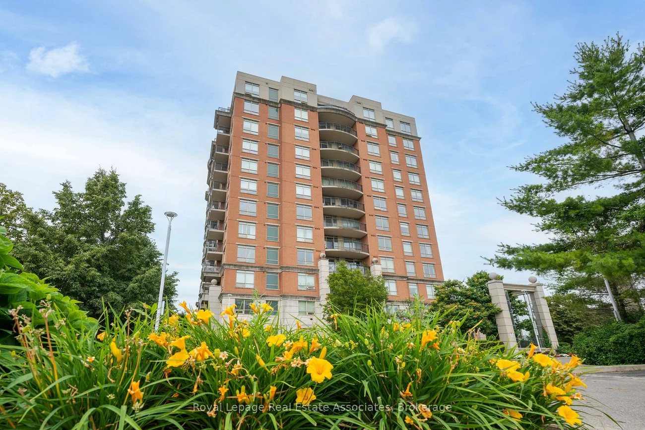 2325, Central Park, 1015 - RO River Oaks, Oakville