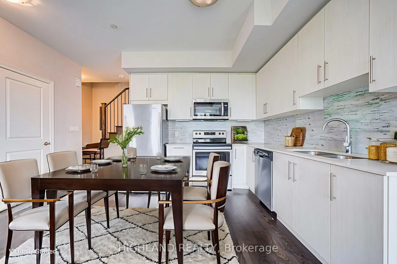 2199, Lillykin, 1015 - RO River Oaks, Oakville