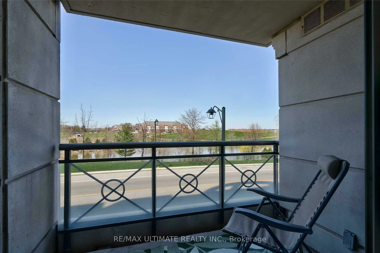 2325, Central Park, 1015 - RO River Oaks, Oakville