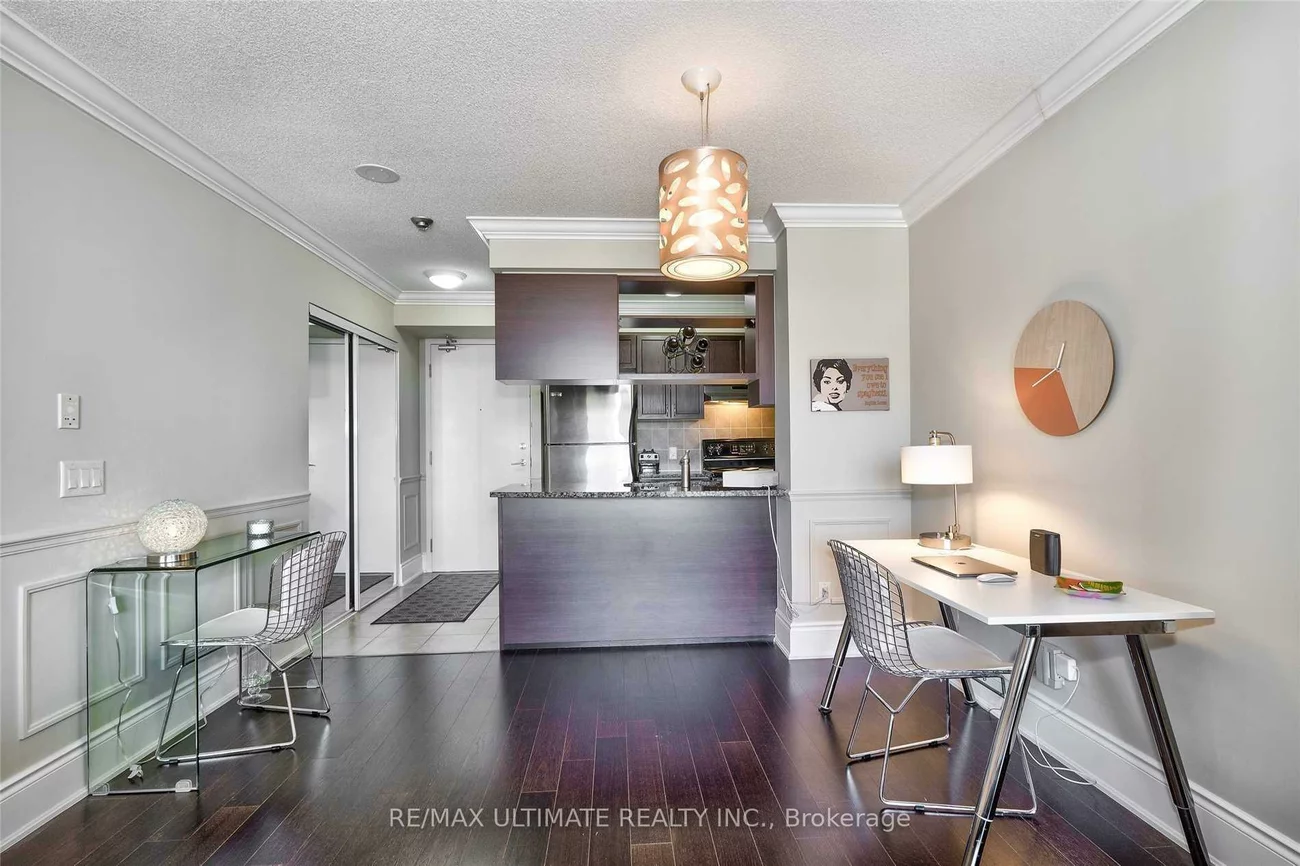 2325, Central Park, 1015 - RO River Oaks, Oakville