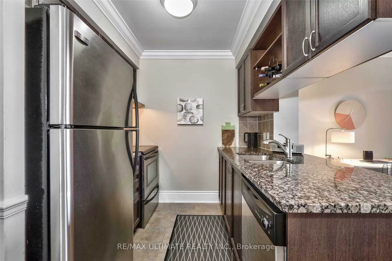 2325, Central Park, 1015 - RO River Oaks, Oakville