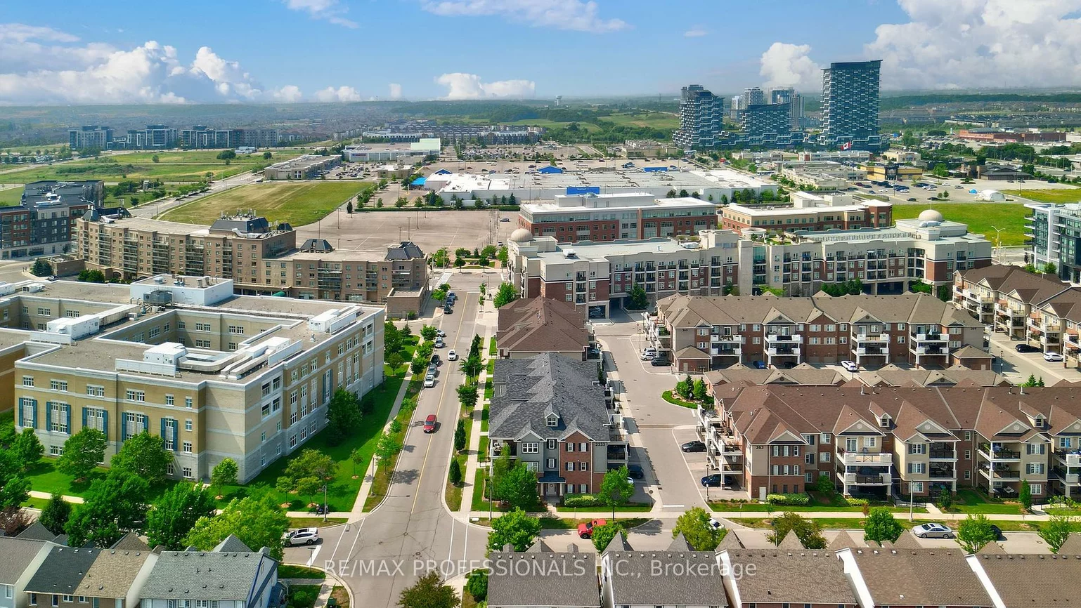 2339, Sawgrass, 1015 - RO River Oaks, Oakville
