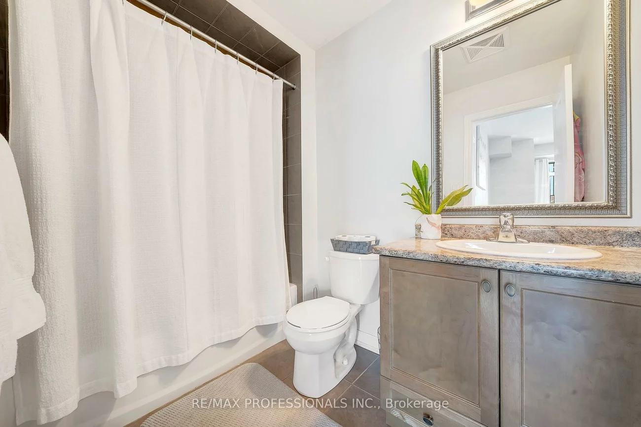 2339, Sawgrass, 1015 - RO River Oaks, Oakville