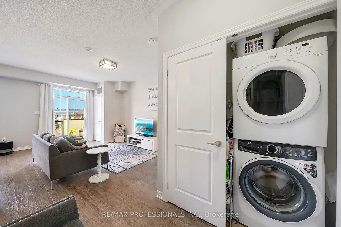 2339, Sawgrass, 1015 - RO River Oaks, Oakville