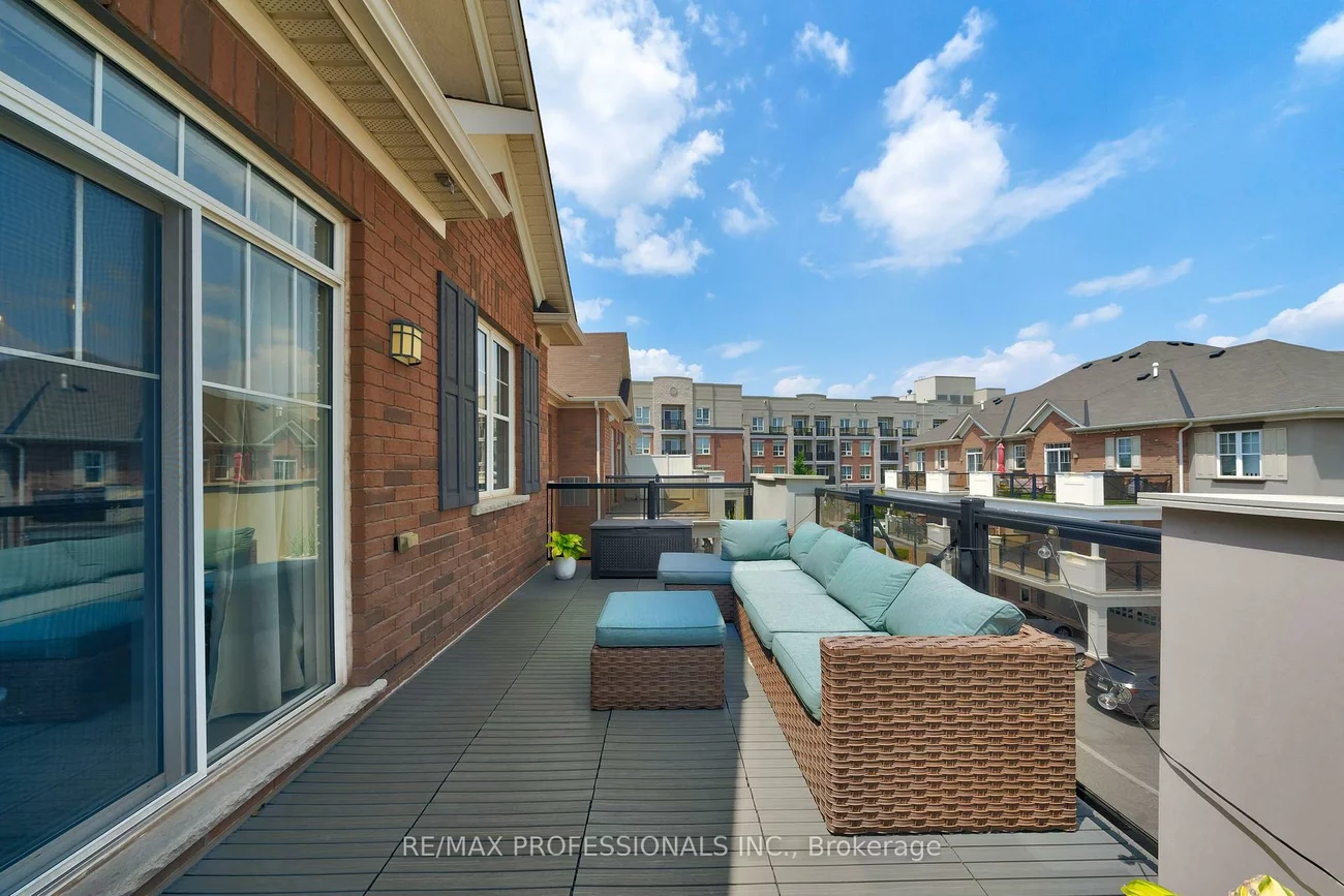 2339, Sawgrass, 1015 - RO River Oaks, Oakville