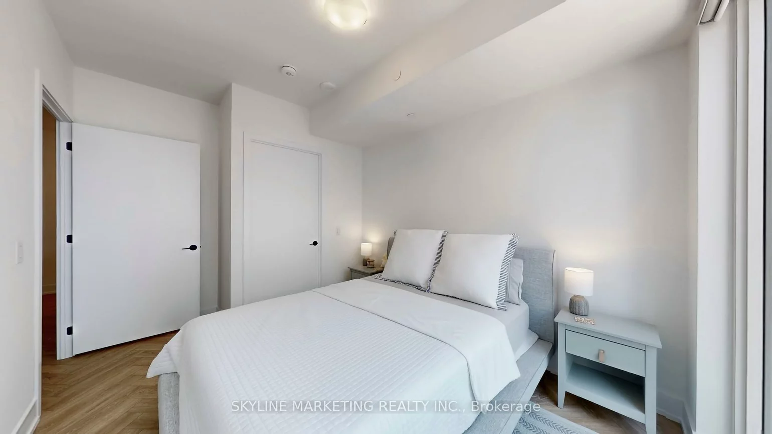 2450, Old Bronte, 1019 - WM Westmount, Oakville
