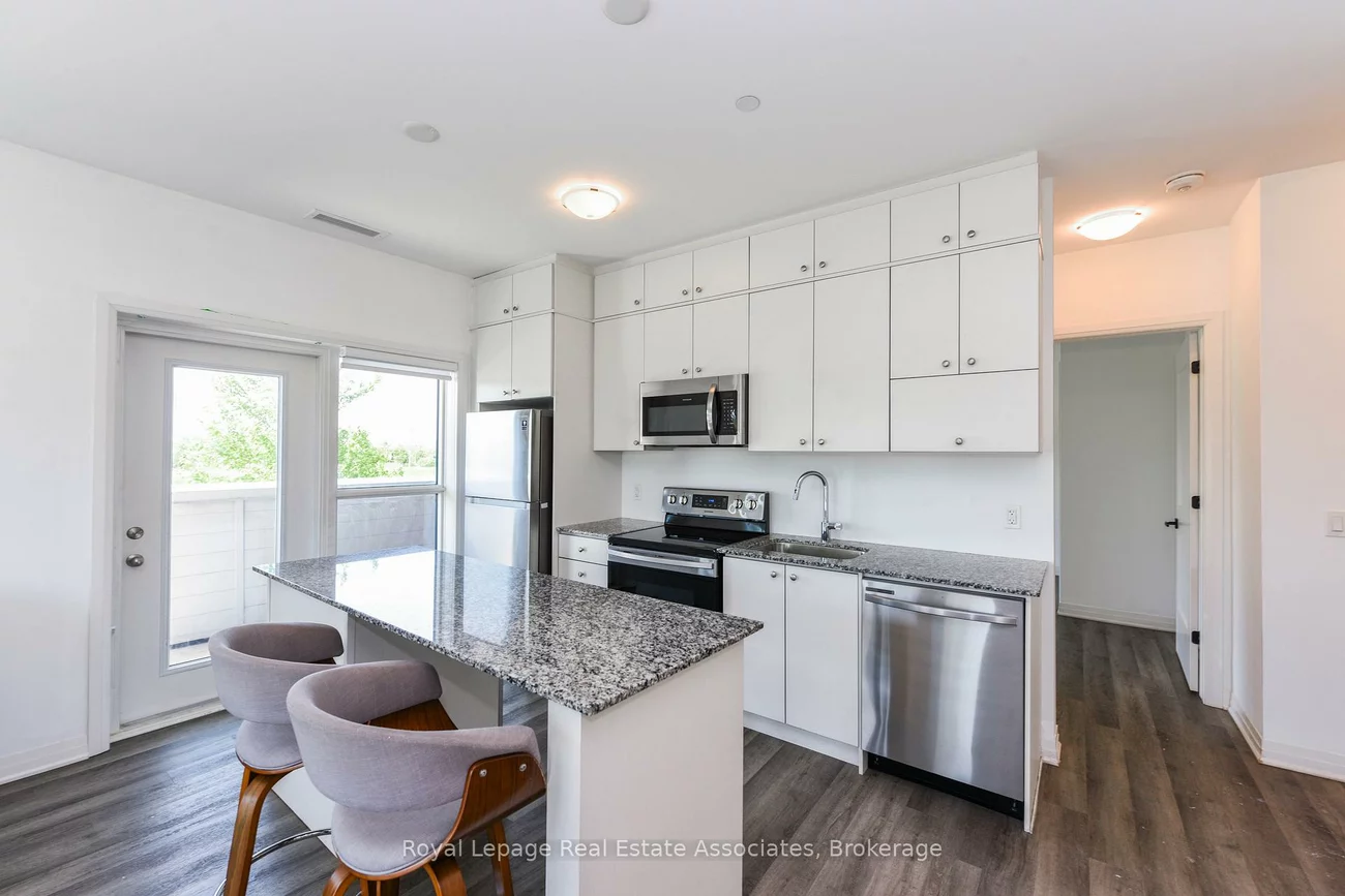 102, Grovewood, 1008 - GO Glenorchy, Oakville