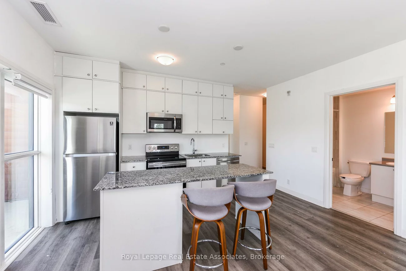 102, Grovewood, 1008 - GO Glenorchy, Oakville
