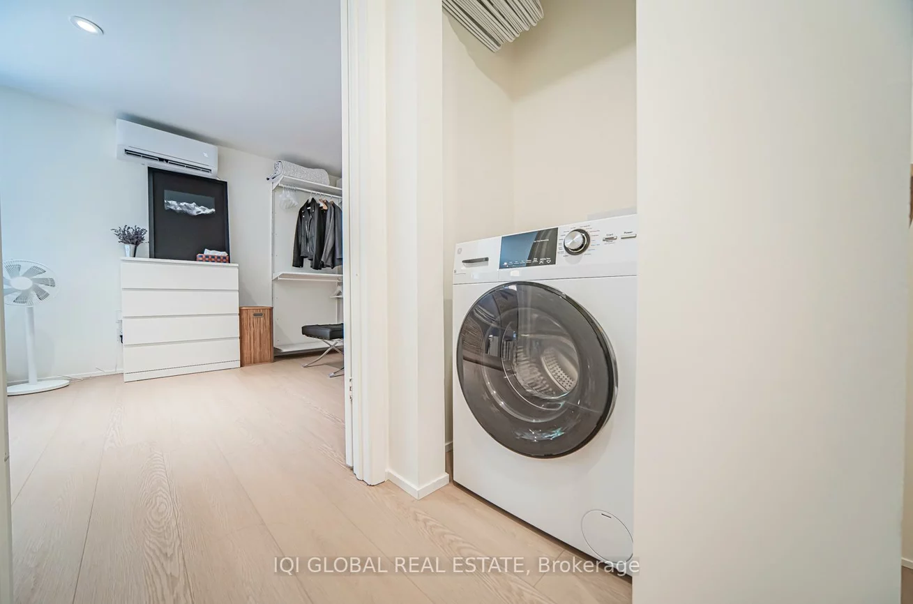 1270, Gainsborough, 1005 - FA Falgarwood, Oakville