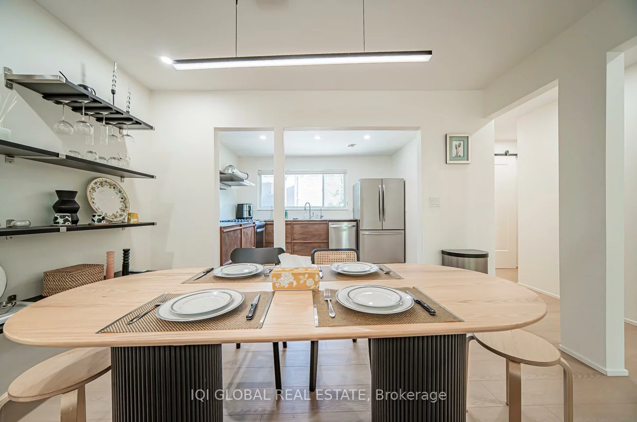 1270, Gainsborough, 1005 - FA Falgarwood, Oakville