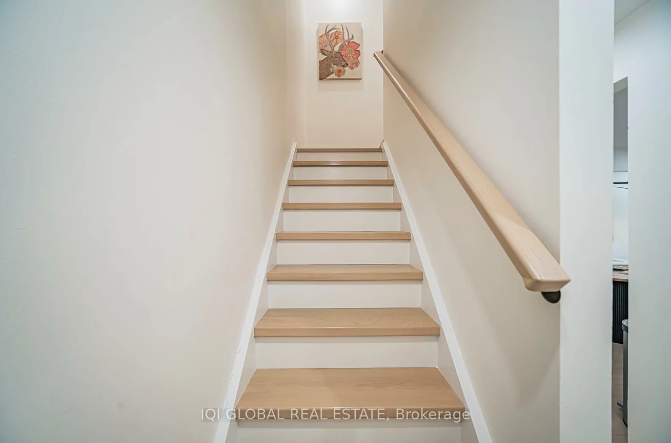 1270, Gainsborough, 1005 - FA Falgarwood, Oakville