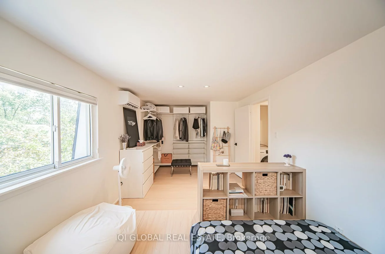 1270, Gainsborough, 1005 - FA Falgarwood, Oakville