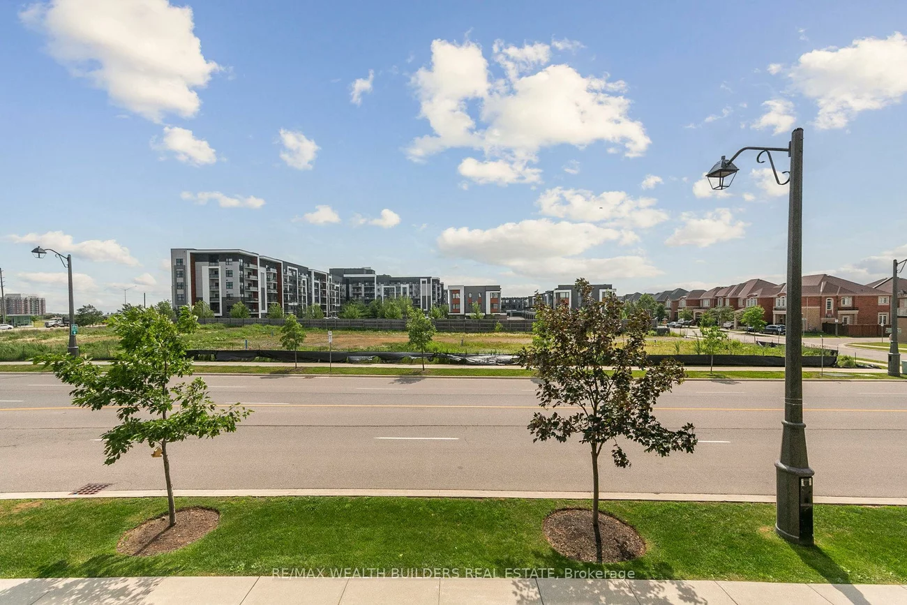 150, Sabina, 1008 - GO Glenorchy, Oakville