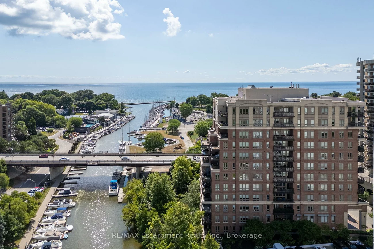 111, Forsythe, 1002 - CO Central, Oakville