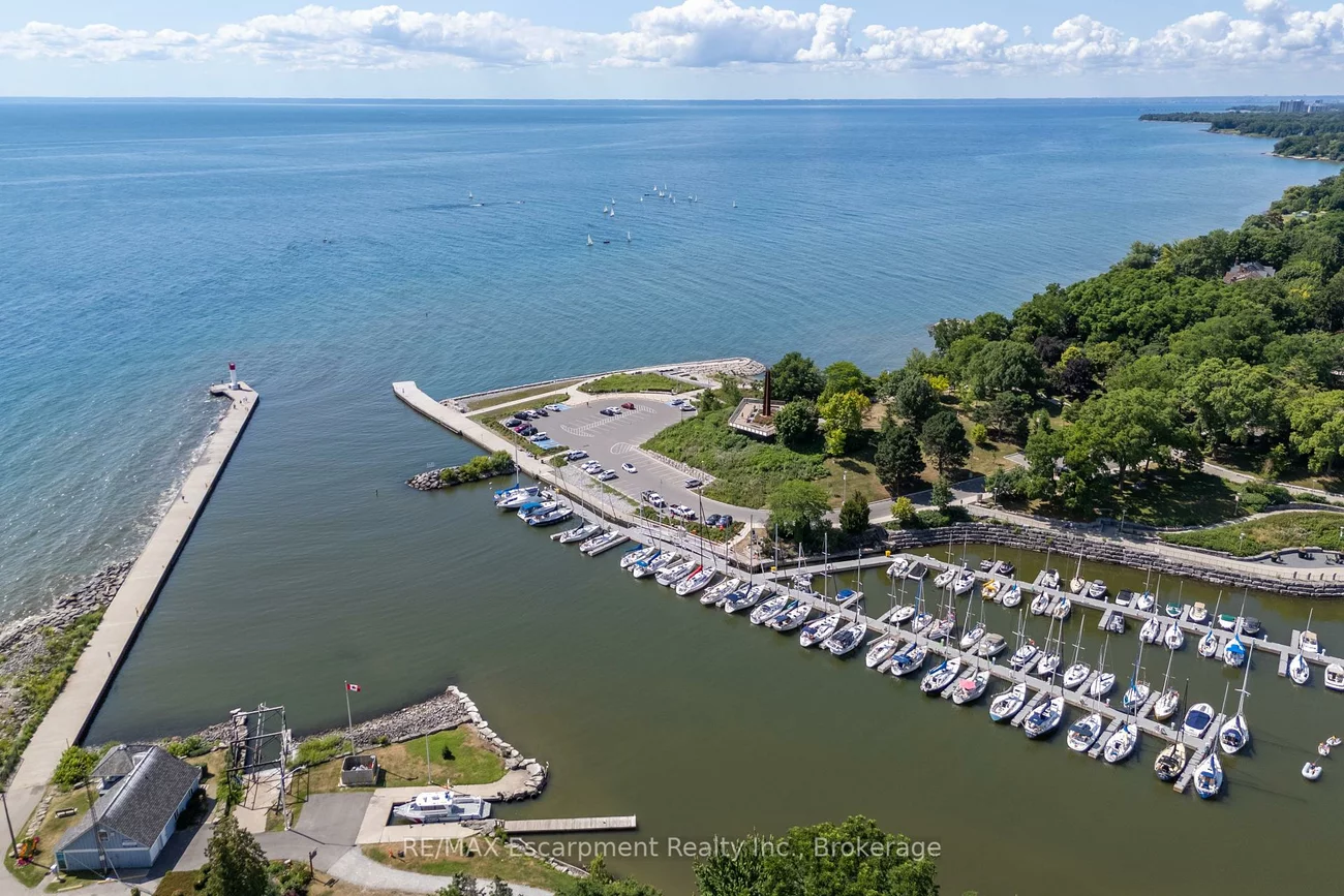 111, Forsythe, 1002 - CO Central, Oakville