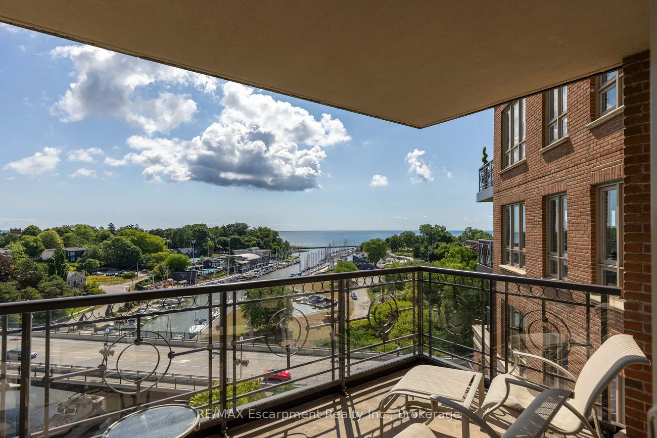 111, Forsythe, 1002 - CO Central, Oakville