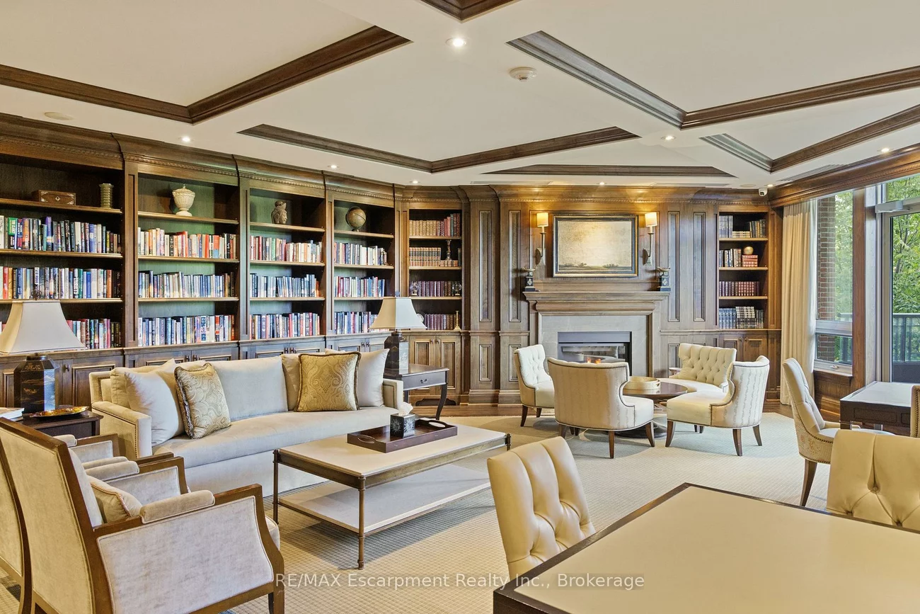 111, Forsythe, 1002 - CO Central, Oakville