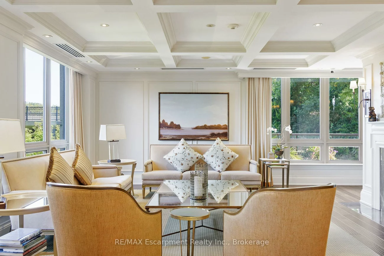111, Forsythe, 1002 - CO Central, Oakville