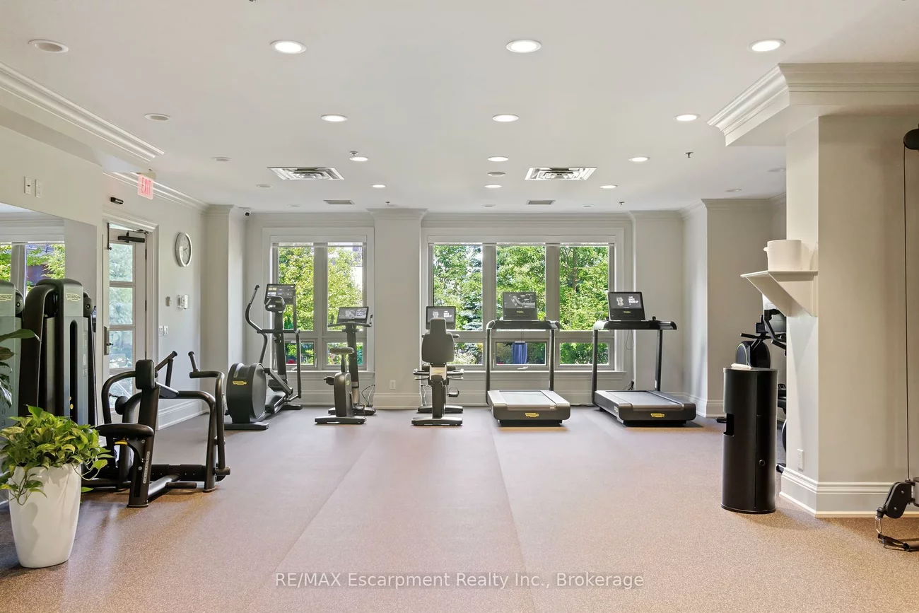 111, Forsythe, 1002 - CO Central, Oakville