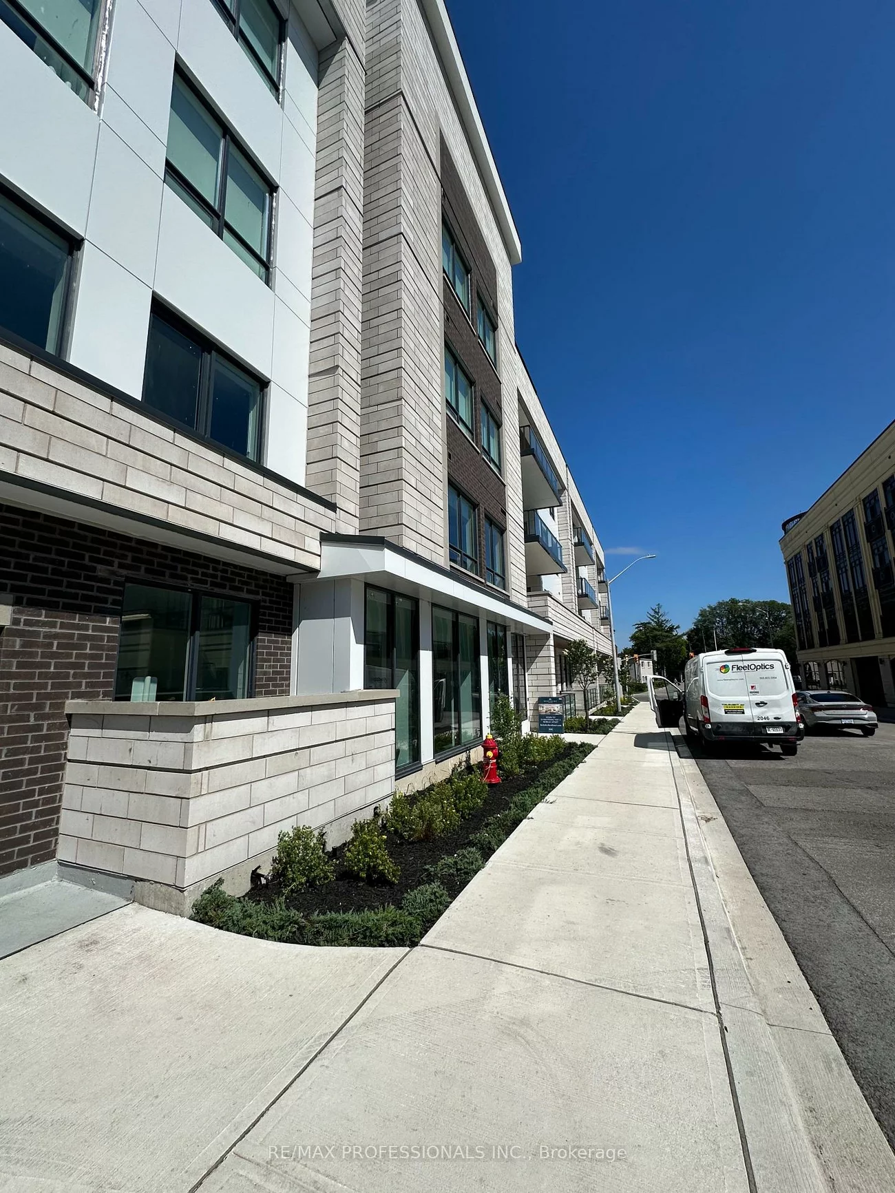 123, Maurice, 1002 - CO Central, Oakville