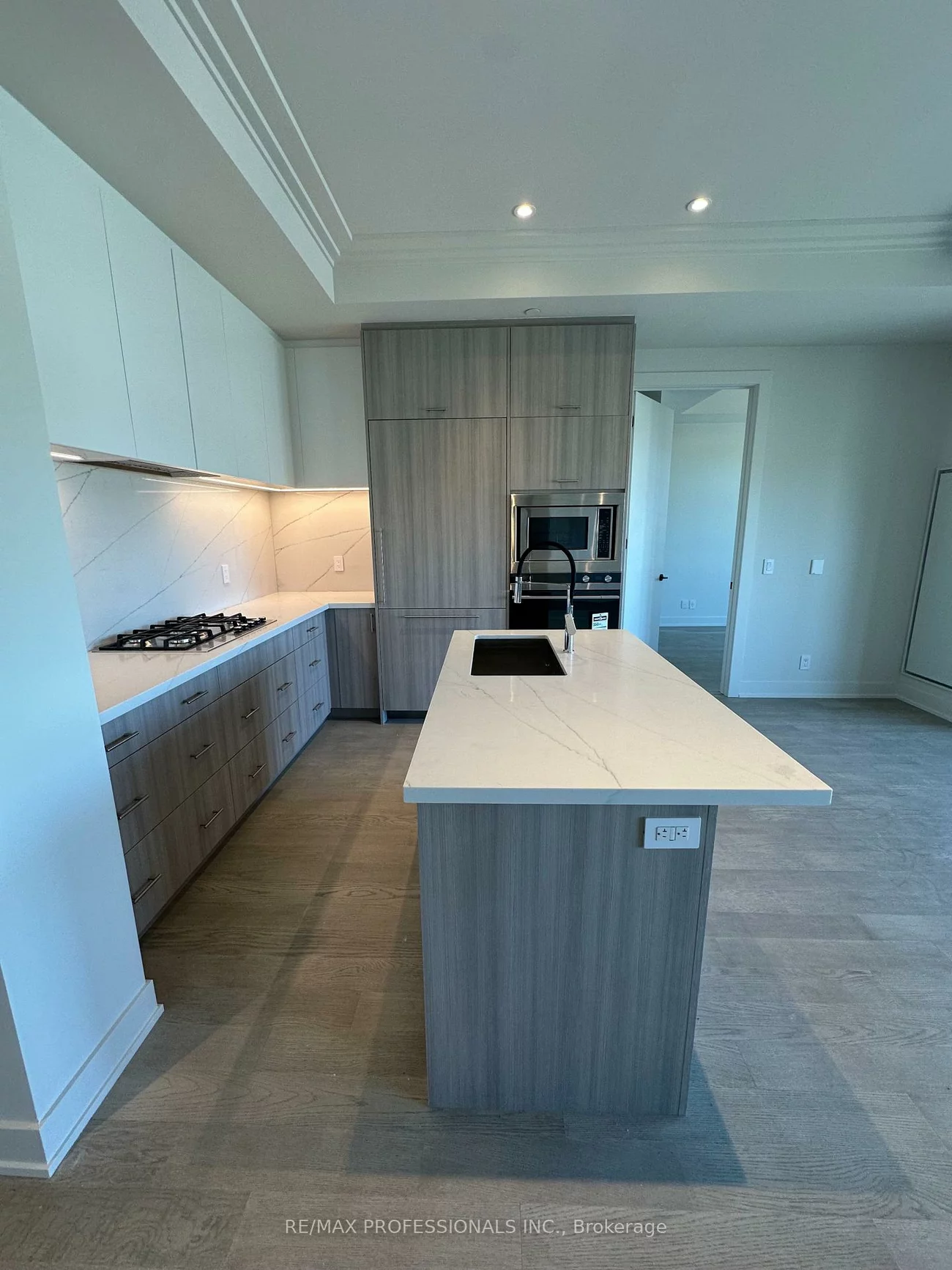 123, Maurice, 1002 - CO Central, Oakville