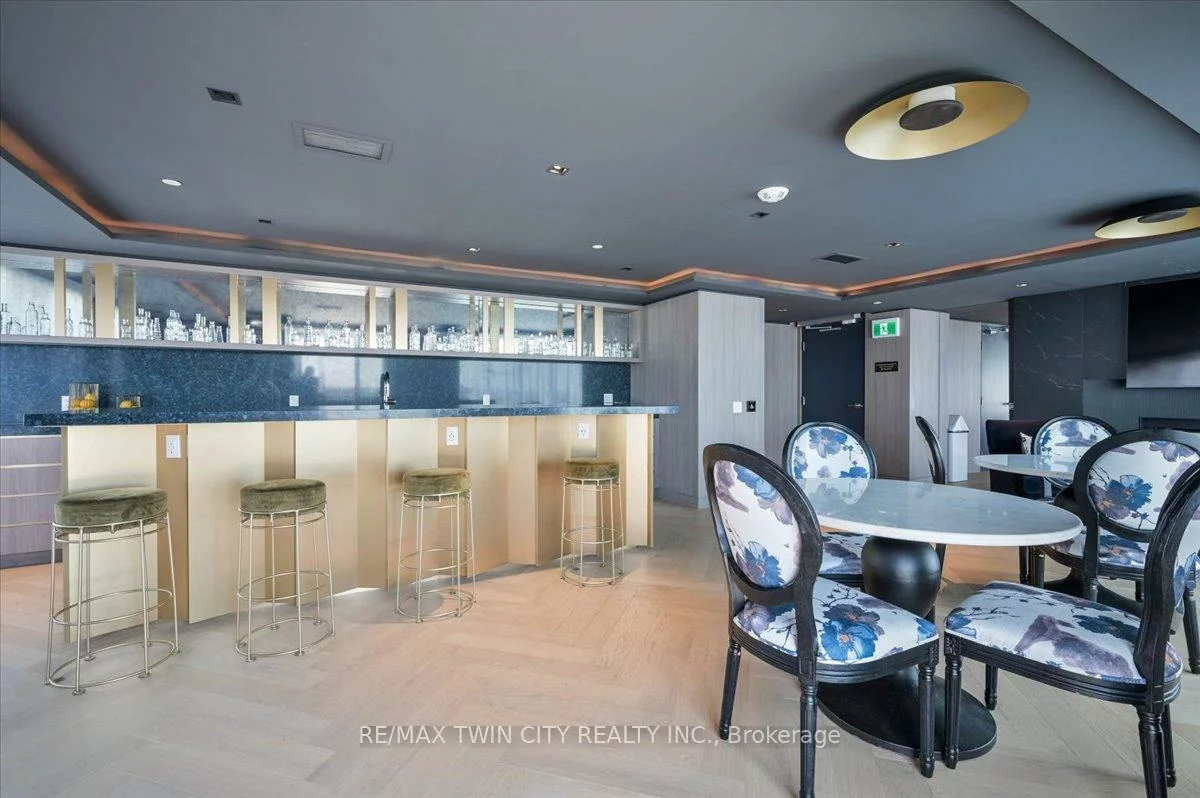 405, dundas, 1008 - GO Glenorchy, Oakville