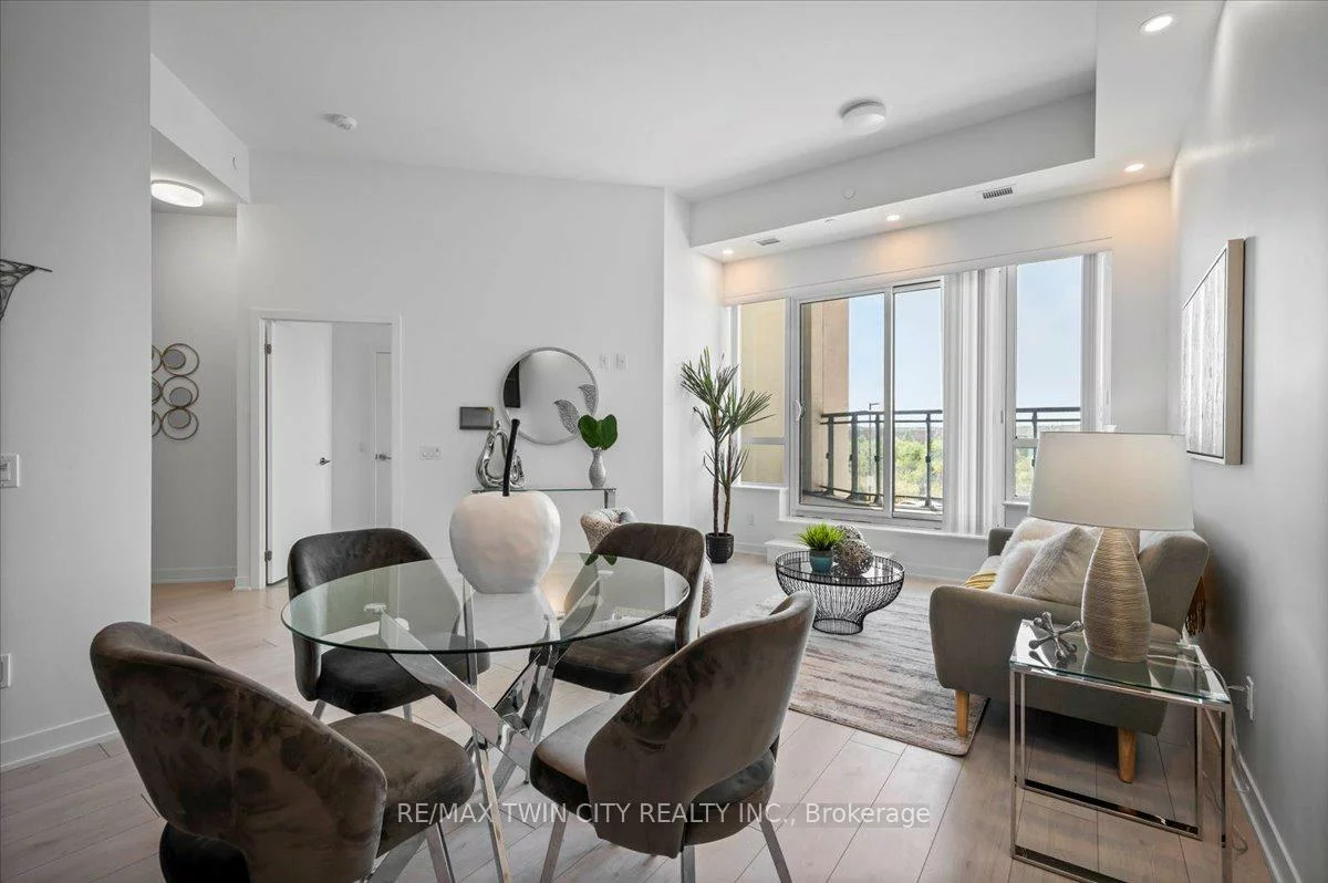 405, dundas, 1008 - GO Glenorchy, Oakville