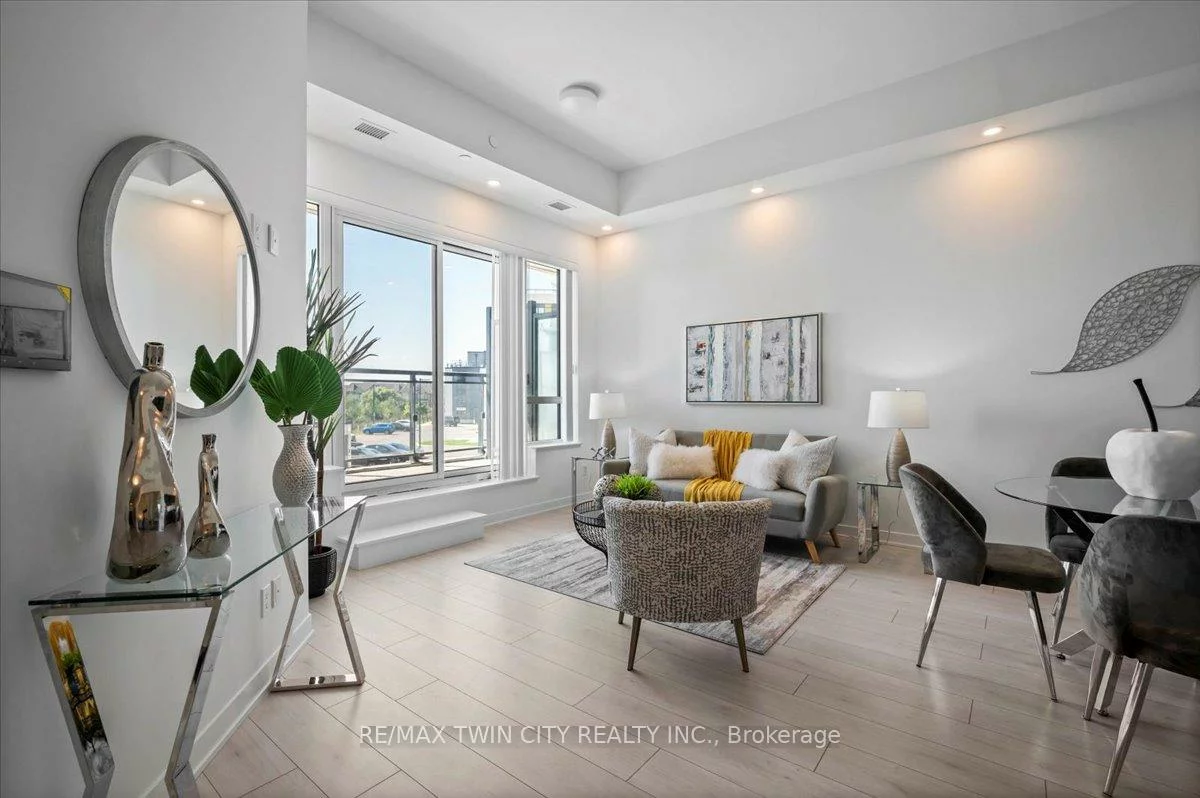 405, dundas, 1008 - GO Glenorchy, Oakville