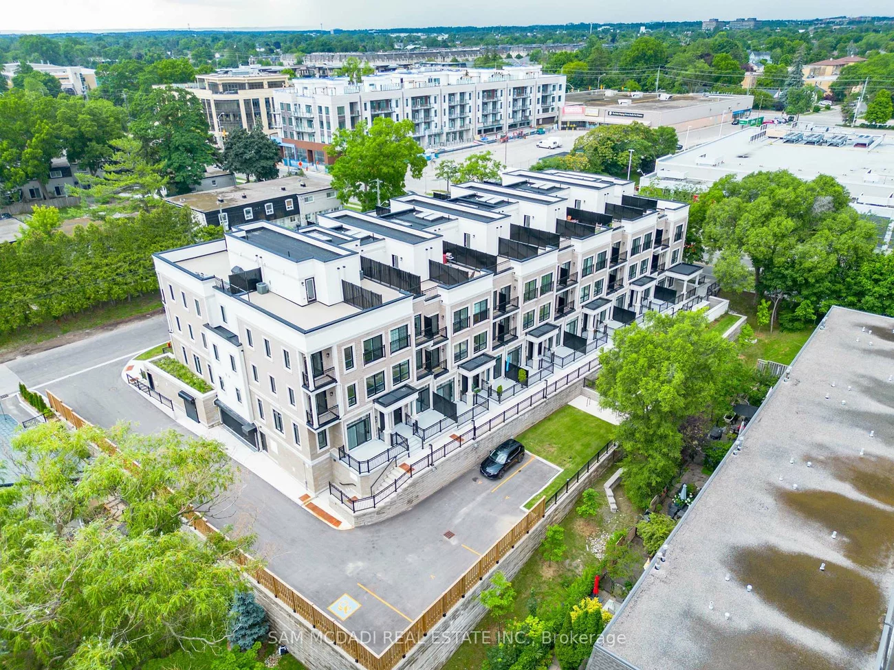 95, Brookfield, 1002 - CO Central, Oakville