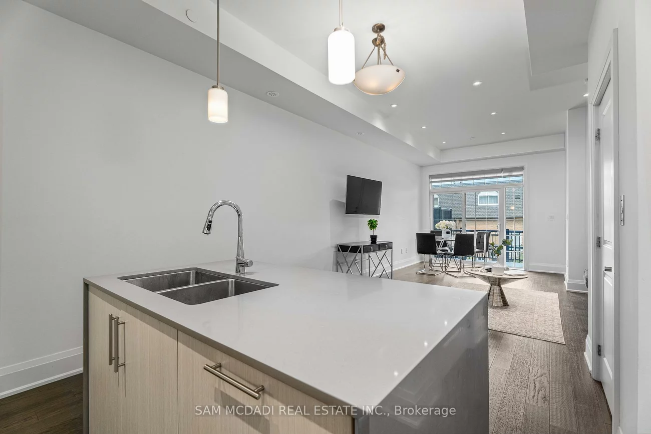 95, Brookfield, 1002 - CO Central, Oakville