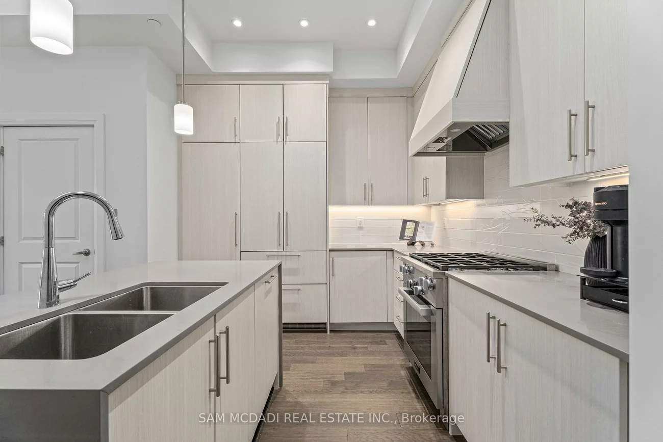 95, Brookfield, 1002 - CO Central, Oakville