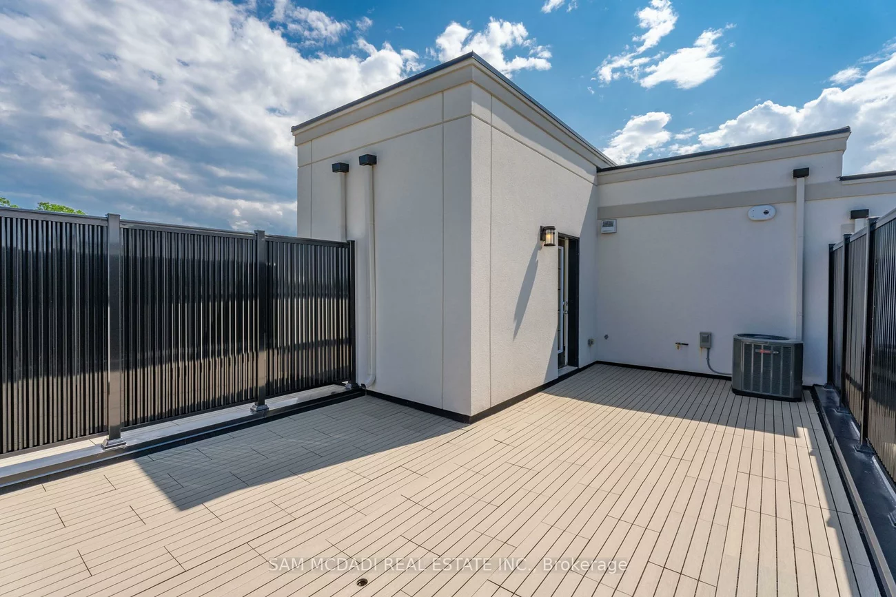95, Brookfield, 1002 - CO Central, Oakville