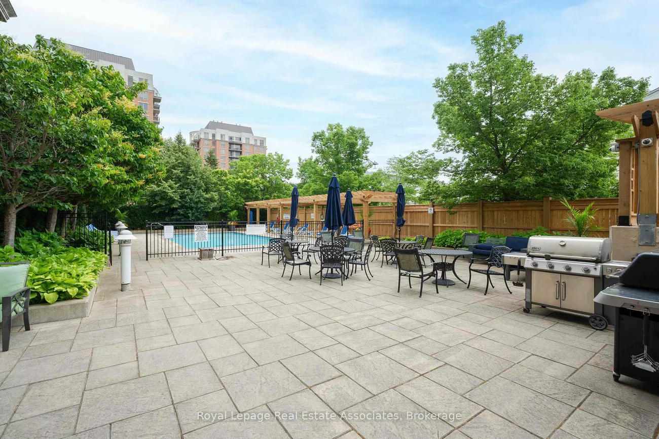2325, Central Park, 1015 - RO River Oaks, Oakville