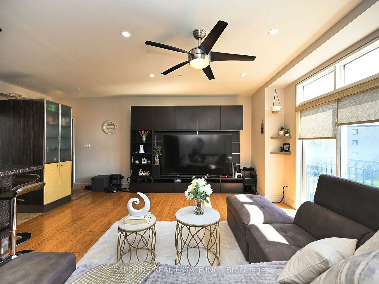 459, Kerr, 1002 - CO Central, Oakville