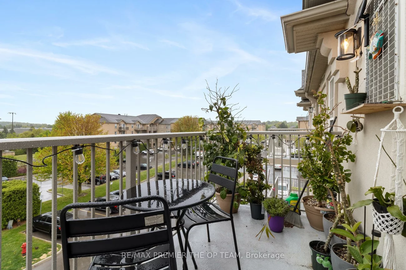 1440, Bishops, 1007 - GA Glen Abbey, Oakville