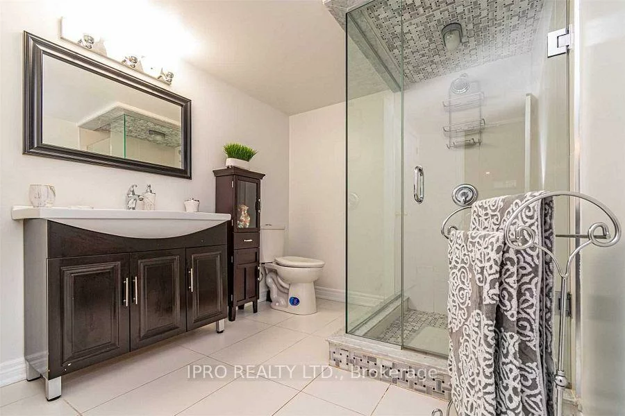 1551, Reeves, 1007 - GA Glen Abbey, Oakville