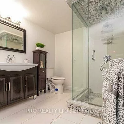 1551, Reeves, 1007 - GA Glen Abbey, Oakville