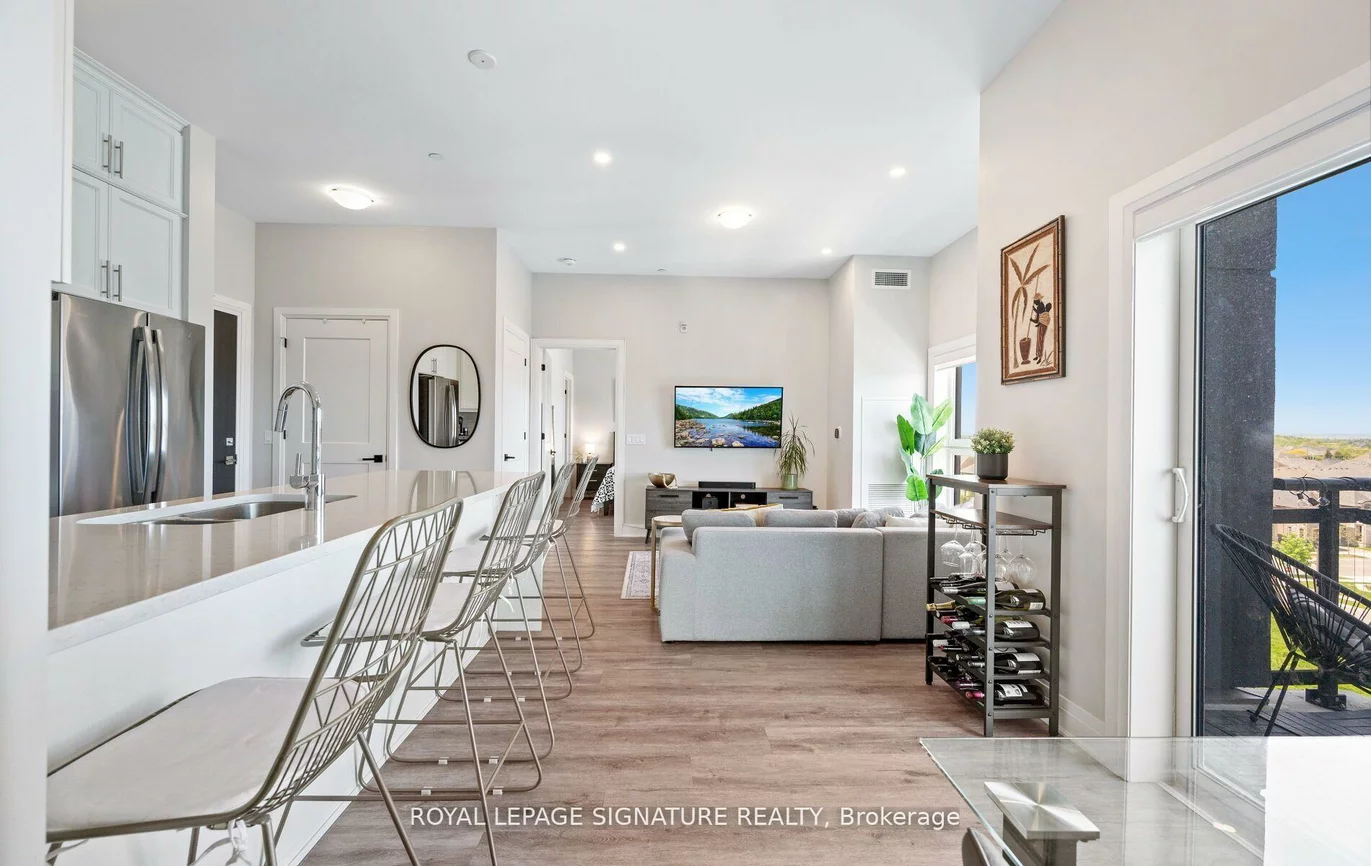 102, Grovewood, 1008 - GO Glenorchy, Oakville