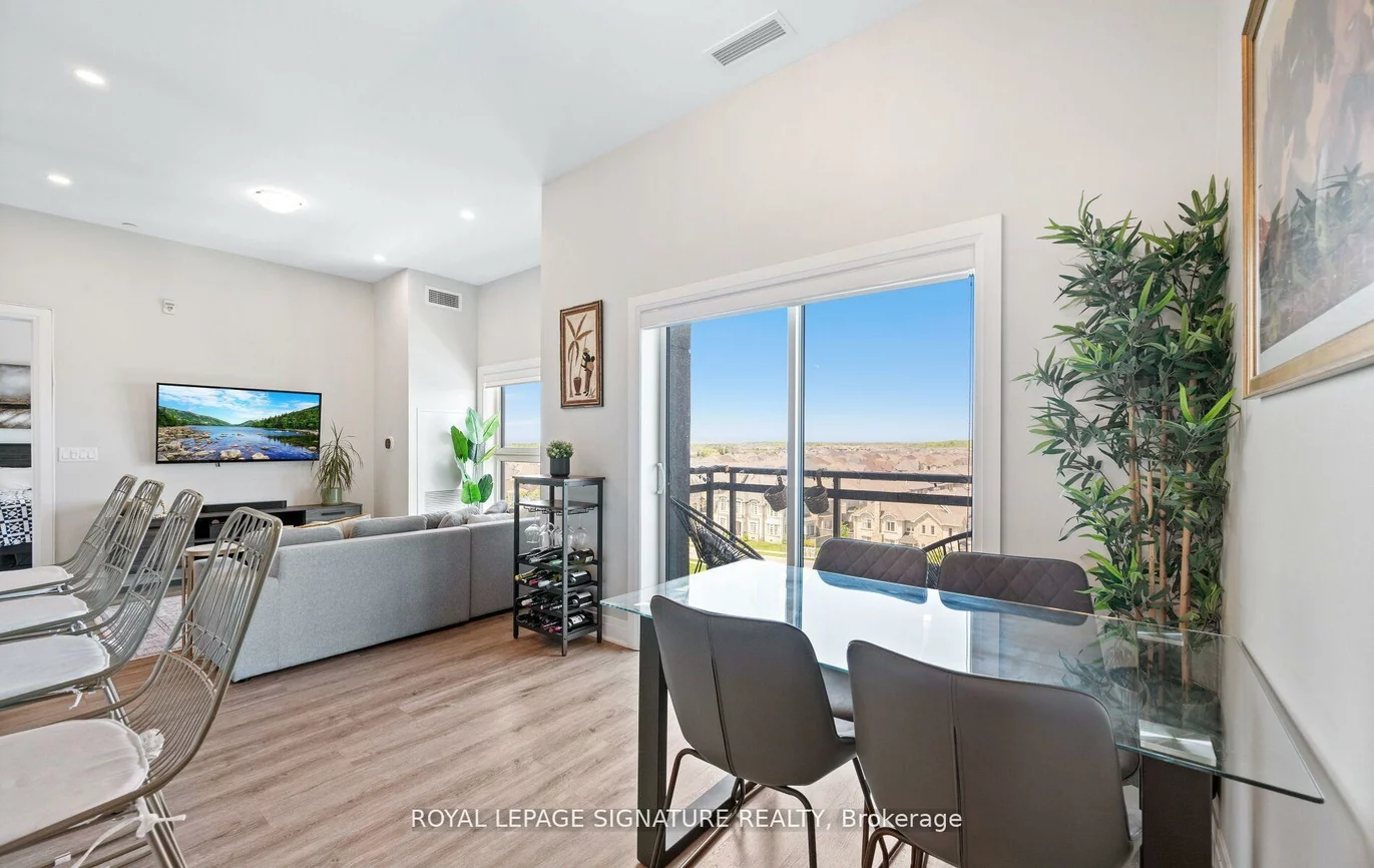 102, Grovewood, 1008 - GO Glenorchy, Oakville