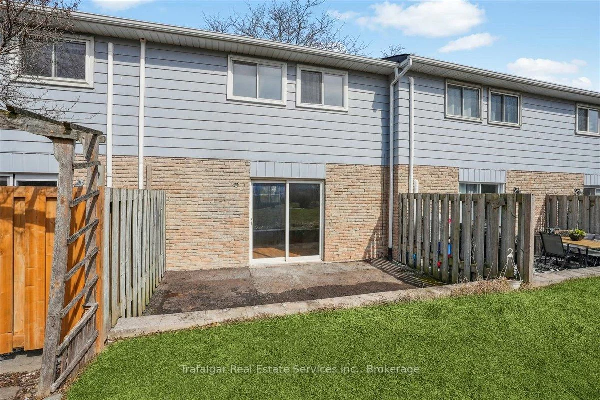 66, Worthington, 1001 - BR Bronte, Oakville