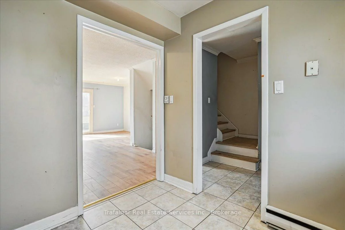 66, Worthington, 1001 - BR Bronte, Oakville