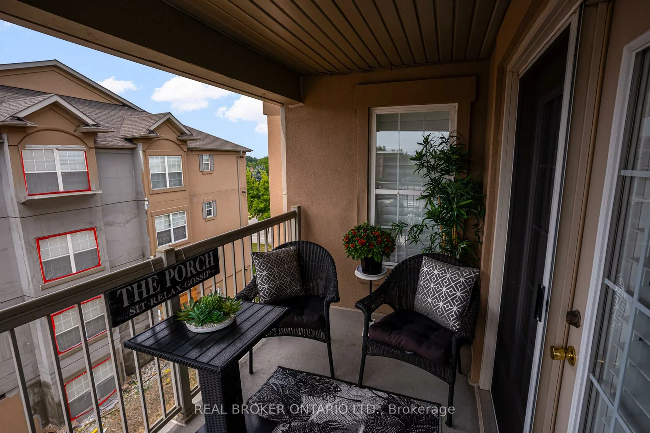 1460, Bishops, 1007 - GA Glen Abbey, Oakville