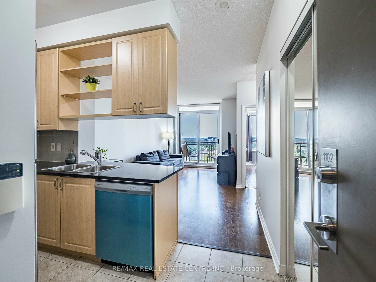 2379, Central Park, 1015 - RO River Oaks, Oakville