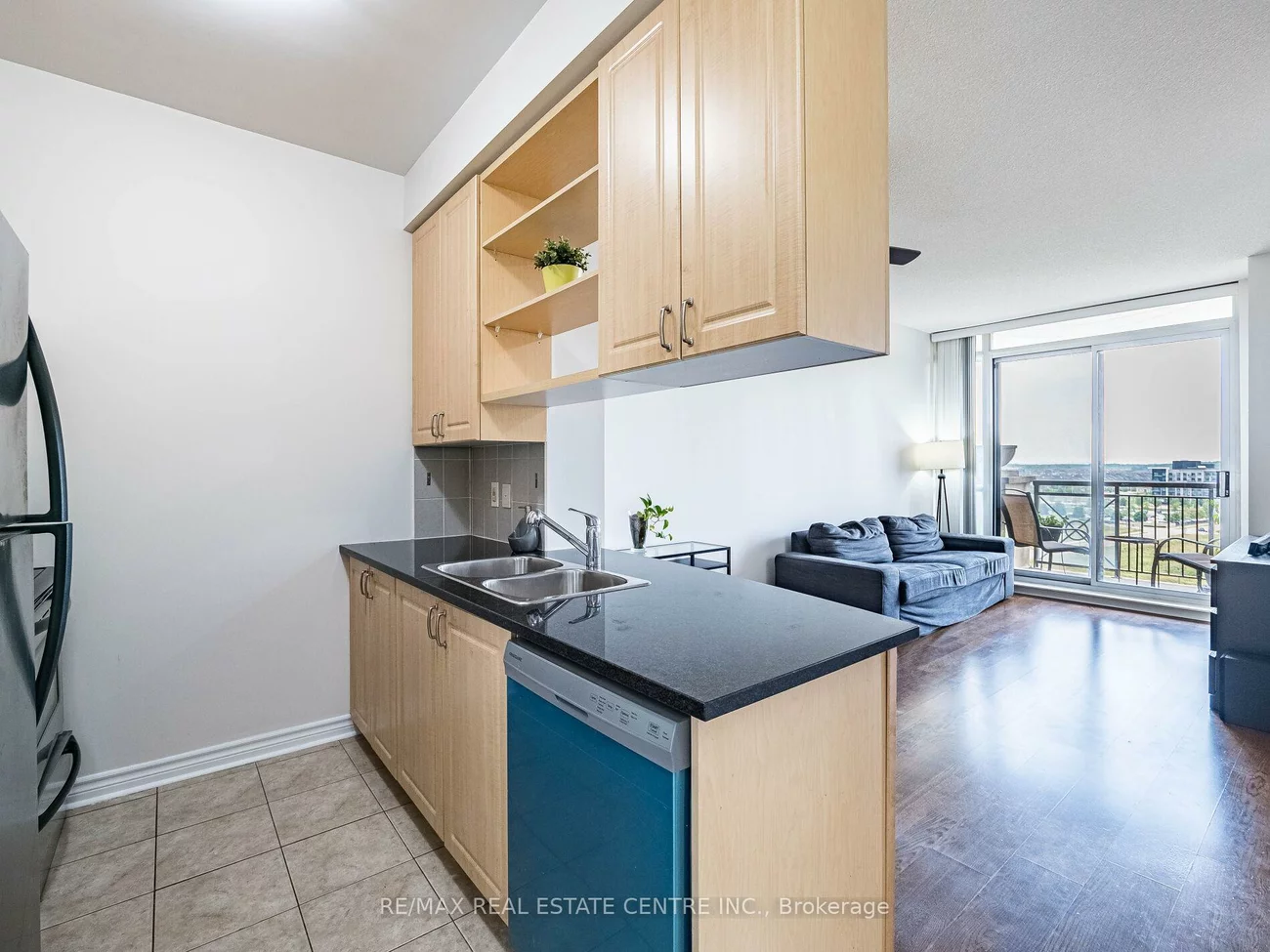 2379, Central Park, 1015 - RO River Oaks, Oakville